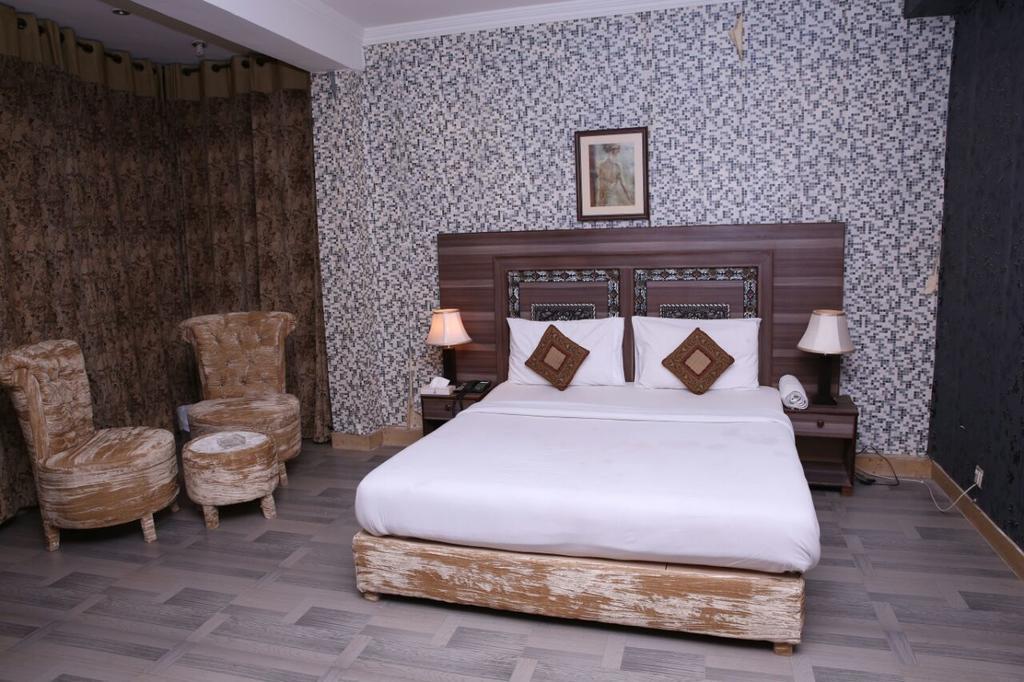 Safari Hotel Upper Mall Lahore Exterior foto